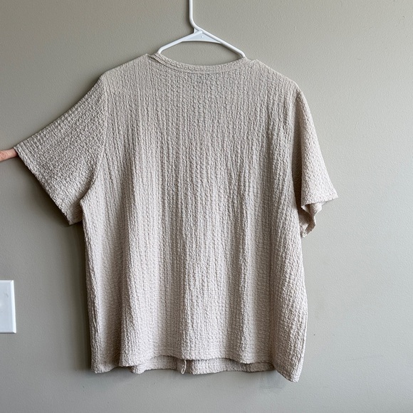 Tan Textured Button-Up Top - Picture 3 of 3